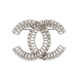 Chanel CC Brooch